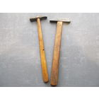 Два маленьких молоточка