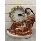 Статуэтка  УЗБЕЧКА С ПЛОДАМИ. ск Данько. Агитационный Подчасник из серии Урожай для ВСХВ (ВДНХ) Очень редкая. .    Распродажа коллекции!!!