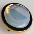 Винтажная крупная овальная брошь - подвеска  со вставкой опалита . Позолота. 4,5х3,5 см