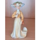 Статуэтка дама в шляпе