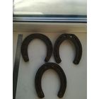 Три немецкие подковы. Есть клейма.