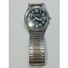 Кварцевые часы Genye .  С рубля