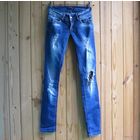 Оригинальные итальянские "рваные" скинни, р.42
