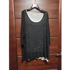 Хлопковая майка на 62-66 р. двойная черно-белая. Очень классная, белая майка внутри немного утягивает, черная сверху свободнее, удачно маскирует все нюансы фигуры.