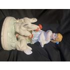 Фигурка фарфор