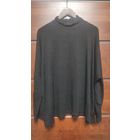 Фирменный гольф F&F на 64-70 размер как минимум. Очень хорошо смотрится, приспущенный рукав, современная модель. Длина 69 см, ПОгруди 80 см. Черный цвет.