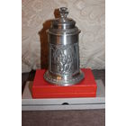 Оловянный, пивной бокал, о.5 литра, высота 18 см., клеймо, made in Германия.