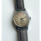 Часы Победа красная 12