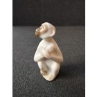 Статуэтка фарфоровая Мартышка обезьяна, ЛФЗ. СССР