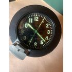 Механические часы от советской бронетехники в идеальном состоянии-отсюда и цена! Элементарно ставятся на руль велосипеда! Заводятся от руки на 5 суток.