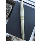 Винтажная перьевая ручка Derby