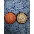 Настольная медаль в чехле