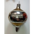 Ёлочные  игрушки ,  Юла , из СССР . С золотой краской .