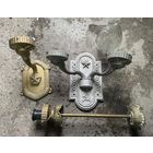 Сталинский ампир. Лампа двухрожковая настенная