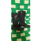 Сапоги женские .зимние черного цвета