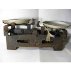 Весы настольные, бакалейные на 2 кг. из СССР