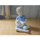 Девочка с котиком. Германия.