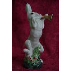 Статуэтка фарфоровая " Заяц с трубой"    ЛФЗ    ( целая )