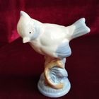 Статуэтка фарфоровая птица Синичка, Гжель. СССР
