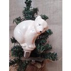 Белый Мишка