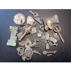 Разные старые предметы