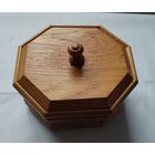 Шкатулка деревянная. Ручная работа. Высота 10 см. Ширина 16,5 см