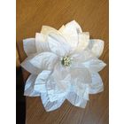 Большой цветок из ткани для платья