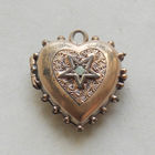 Винтажный кулон в виде сердца
