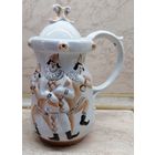 Кружка-шутиха, с секретом. "Напейся - не облейся". Середина прошлого века.