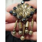 Шикарная крупная,красивейшая брошь времён СССР,с рубля!