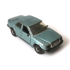 Машинка Модель Mercedes 300E Matchbox