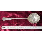 Ложка универсальная , посыпка сахарной пудры . Европа .  Серебрение 3