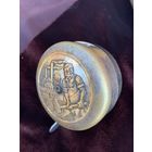 Невиданный для нашего времени древний ЛАТУННЫЙ немецкий или английский  !!! вело звонок-годов 20-х если не раньше! Звон как у церковного колокольчика-долгий!!!