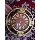 Часы настенные ЯНТАРЬ кварц СССР