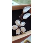 Брошь перламутр старенькая