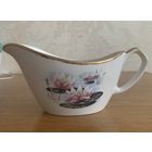 Фарфоровый соусник. Англия, на 400мл.(не маленький)