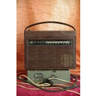 Приемник МП- 64   ( рабочий , ловит какие то станции )