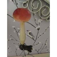 Елочная игрушка гриб