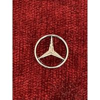 Логотип Mercedes-Benz