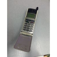 Мобильный телефон