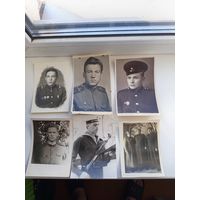 Фотографии военных.