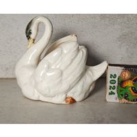 Статуэтка лебедь