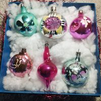 Елочные игрушки лотом