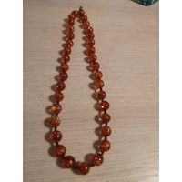 Бусы. Янтарь.