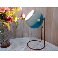 Светильник настольный, рабочий, редкость!!