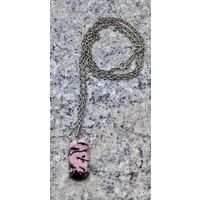 Кулон. Кулон на цепочке.