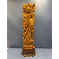 Сарасвати Богиня мудрости Дерево Сандал