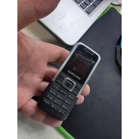 Мобильный телефон SAMSUNG