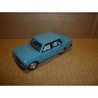 Модель авто ВАЗ 2105. СССР. 1:43