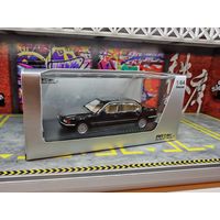 Модель ARBox 1:64 BMW 750iL e38